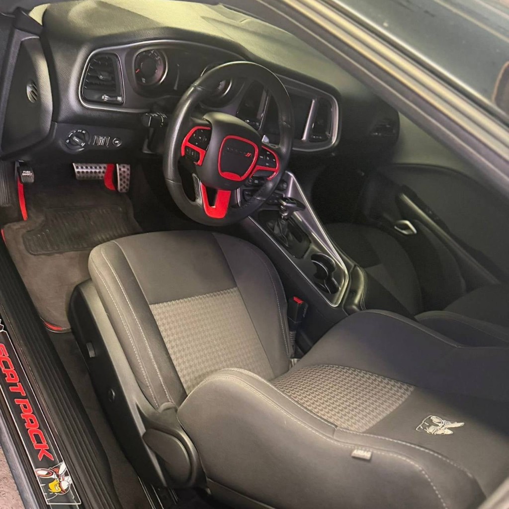 Dodge Challenger interior detail