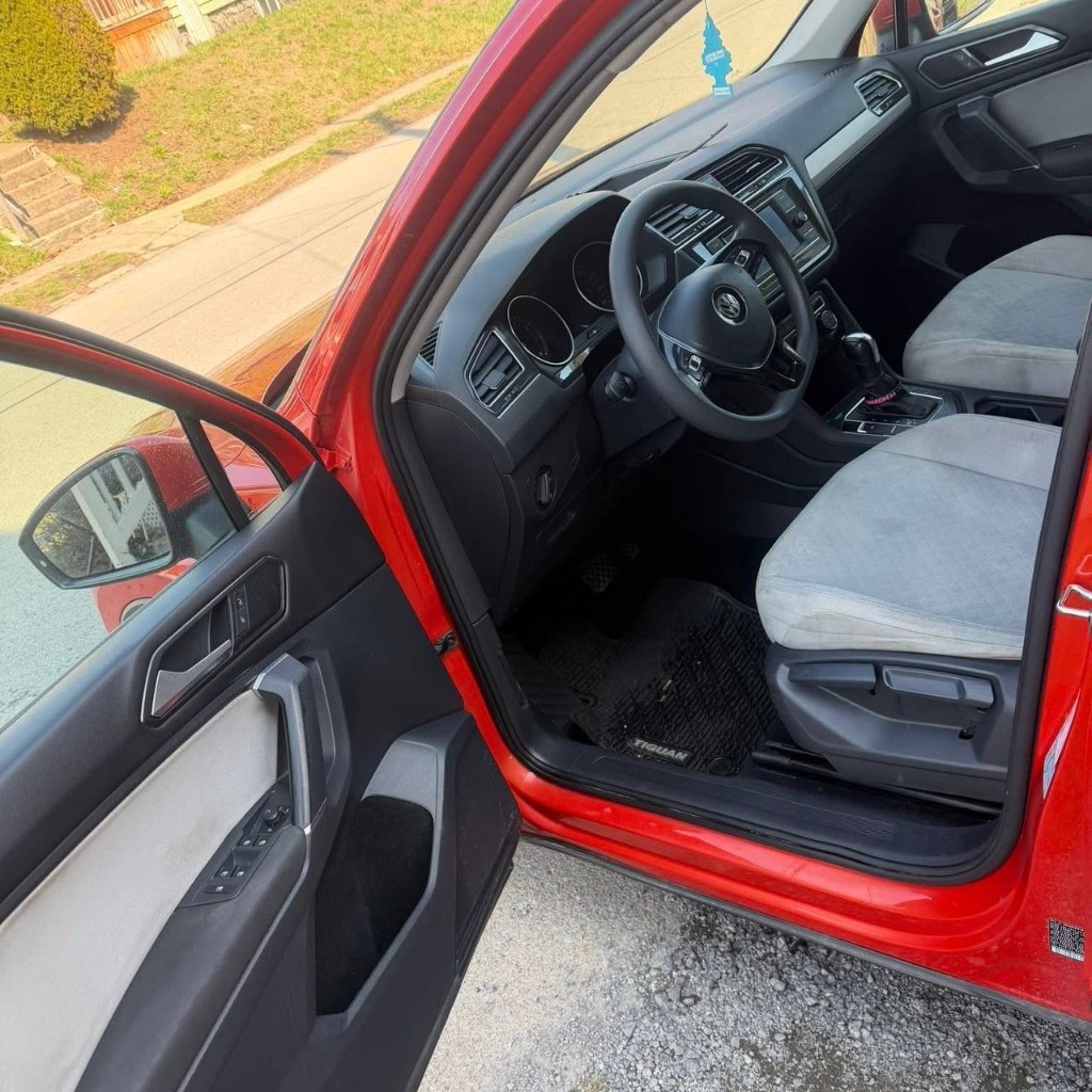 VW Jetta interior klean